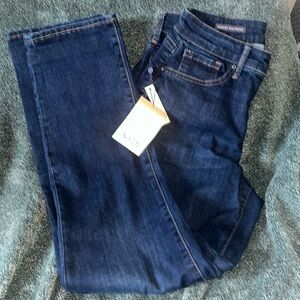 NEW NYDJ Margot Girlfriend Lift & Tuck Stretch Jeans - 6/Palace